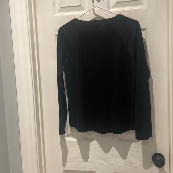 Banana Republic blouse peek button SZ small - Picture 6 of 6